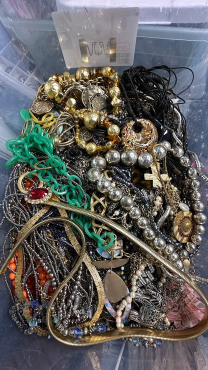 6+ Pounds Wearable Necklaces Bulk Lot Jewelry Vintage Modern Signed Unsigned