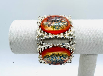 Rare Vintage Unsigned Selro Lucite Floral Silver Tone Book Panel Bracelet in Excellent Condition